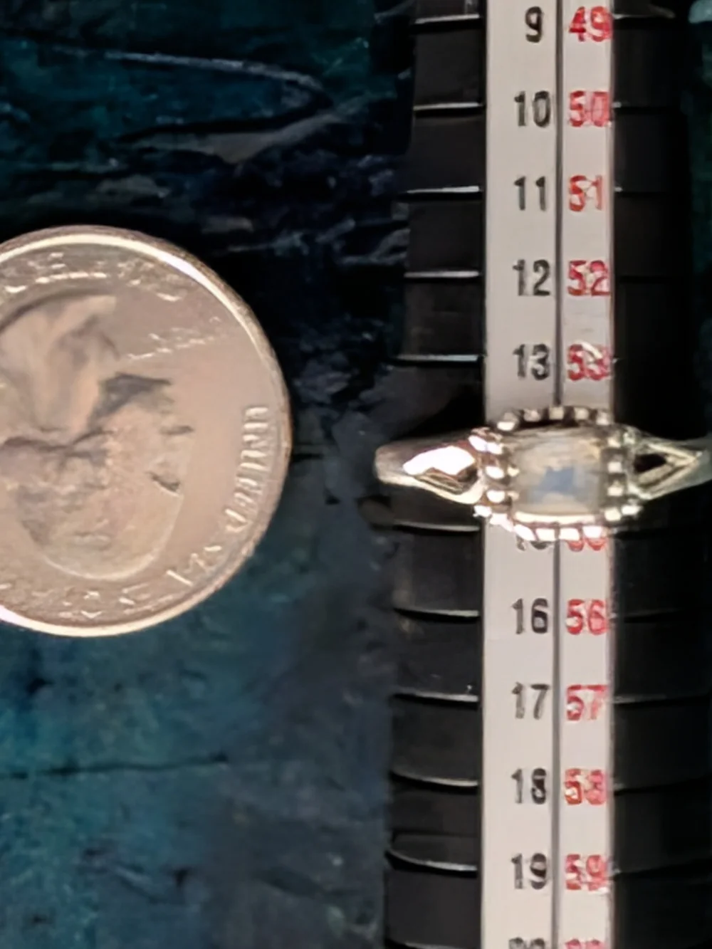 🆕 Amazing Blue Flash Sterling Silver Rainbow Moonstone Square-Cut Ring Size 6.5